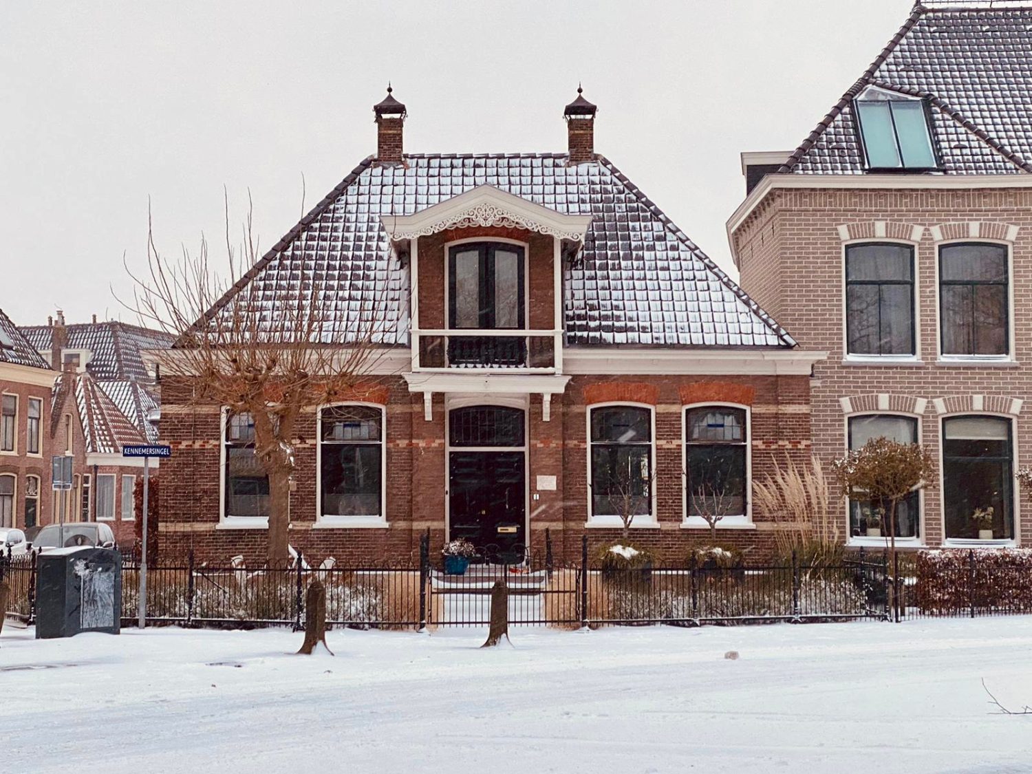 Monumentaal pand in Alkmaar met erker en balkon